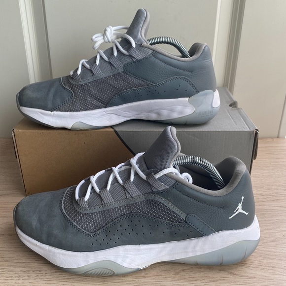 Nike Air Jordan 11 CMFT Low Cool Grey Men- Size 8 - Picture 10 of 11